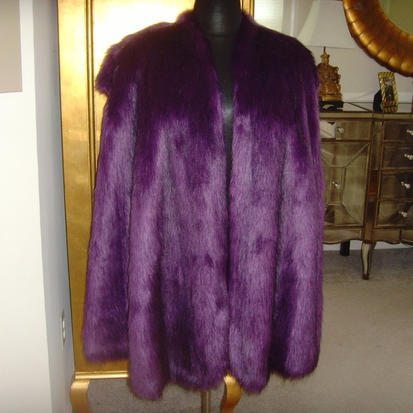 Fabulous Faux Fur Swing Style Vest Long Pile) - Picture 5 of 16